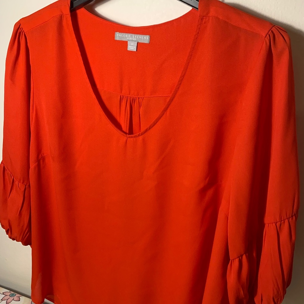 Valarie Stevens  blouse red v neck pullover size 2X  polyester